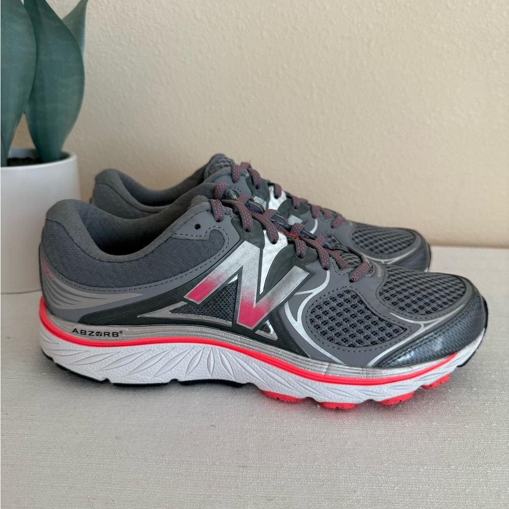 New Balance 940v3 Athletic Sneakers in Gray and Pink - Picture 2 of 14